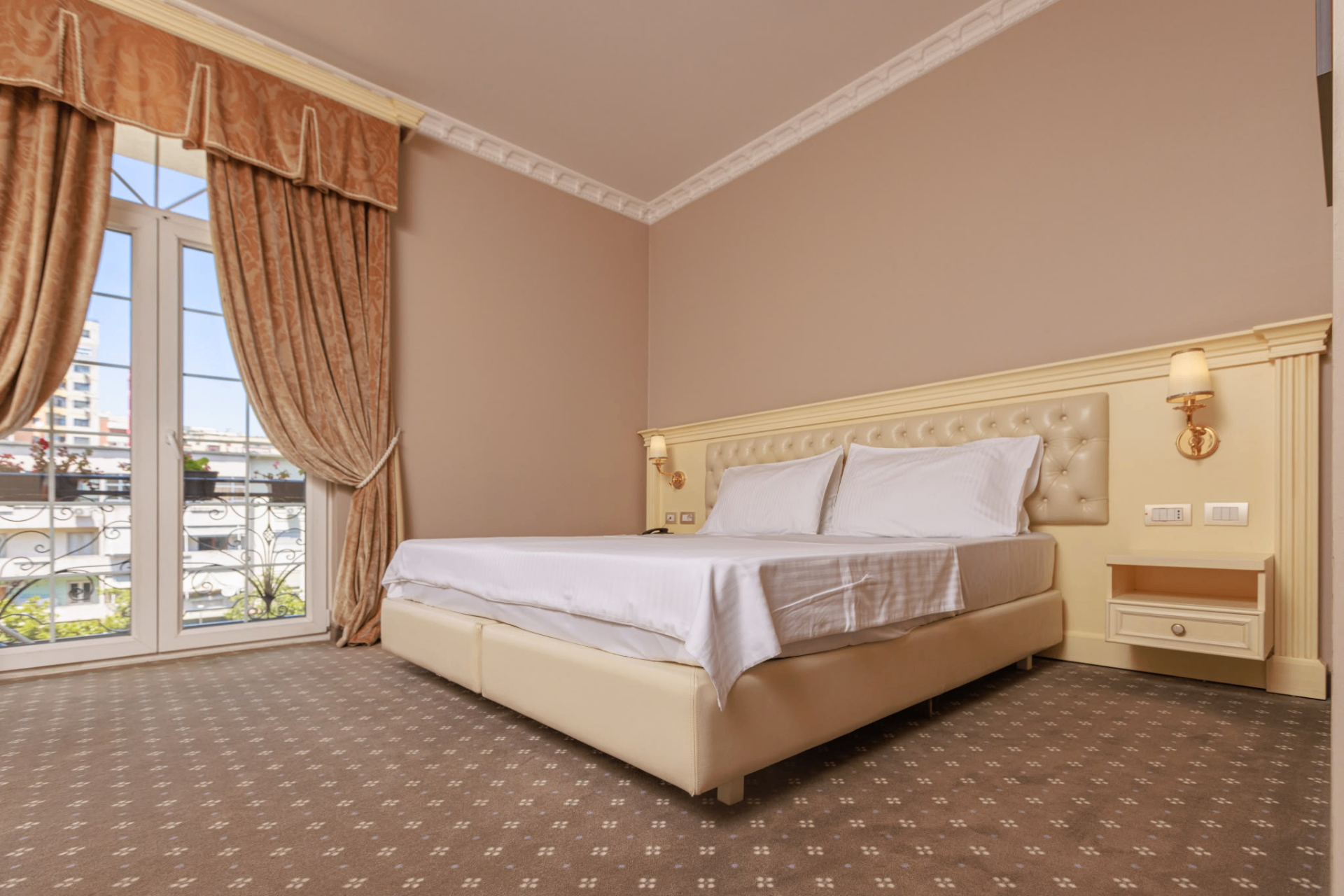 Lot Boutique Hotel 1